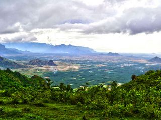 തമിഴ്നാട് കാണാൻ കേരളത്തിലെ മലകയറാം