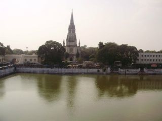 തമിഴ്നാട്ടിൽ കാണാനഴകുള്ള പള്ളികൾ