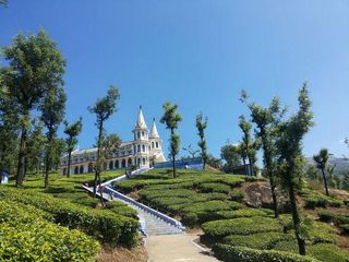 ചാലക്കുടിയില്‍ നിന്ന് അതിരപ്പള്ളി വഴി വാല്‍പ്പാറയിലേക്ക്