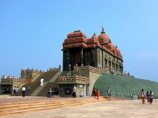 നമ്മള്‍ എന്തിന് കന്യാകുമാരിയില്‍ പോകണം?