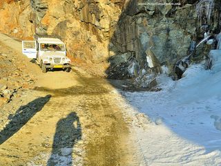 ഇതാണ് സാച്ച് പാസ്; പേടിത്തൊണ്ടന്മാര്‍ ഇവിടേയ്ക്ക് വരേണ്ട!