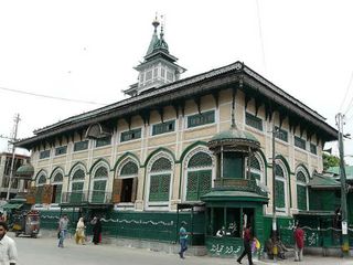 സൂഫിസത്തേക്കുറിച്ച് മനസിലാക്കാന്‍ ചില ദര്‍ഗകളിലൂടെ യാത്ര പോകാം