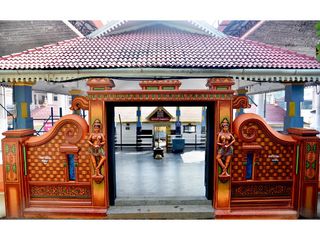 തിരുവൈരാണിക്കുളം സ്ത്രീകളുടെ ശബരി‌മല