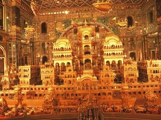 ആയിരം കിലോ സ്വര്‍ണ്ണംകൊണ്ട് പണിത ക്ഷേത്രം