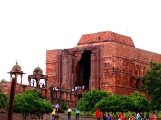 അപൂര്‍ണ്ണത പൂര്‍ണ്ണതയാക്കിയ പണിതീരാ ക്ഷേത്രം!!