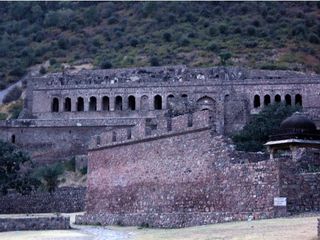 പുരാവസ്തുവകുപ്പ് പോലും സന്ദര്‍ശനം വിലക്കിയിട്ടുള്ള കോട്ടയെക്കുറിച്ച് അറിയാമോ?