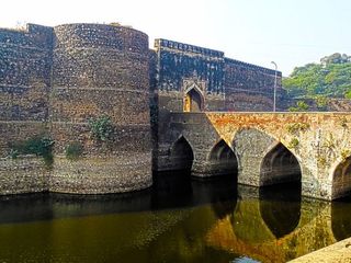 ലോഹാഗഢ് എന്നറിയപ്പെടുന്ന രാജസ്ഥാനിലെ ഭരത്പൂർ പട്ടണം