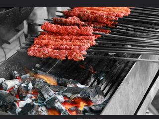 തെരുവോര ഭക്ഷണങ്ങൾ തേടിയൊരു യാത്ര