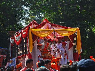 മറക്കാതെ ഒരുങ്ങാം ഏപ്രിലിലെ ആഘോഷങ്ങൾക്ക്