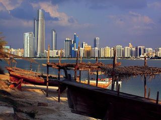 പാട്ടിന്‍റെ നഗരവും ഏഷ്യയിലെ ആദ്യ ബൈക്ക് സിറ്റിയും... അബുദാബിയുടെ വിശേഷങ്ങള്‍