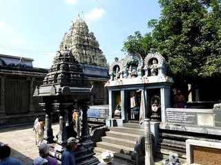 പുനര്‍ജീവിത വിശ്വാസങ്ങളുമായി ഏകാംബരേശ്വര്‍ ക്ഷേത്രം, പാര്‍വ്വതി ദേവി ശിവനെ പ്രീതപ്പെടുത്തിയ ഇടം