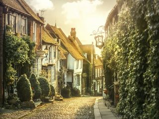 പ്രകൃതിയെ സംരക്ഷിച്ചുള്ള വിനോദയാത്രകള്‍..ഓര്‍ത്തിരിക്കാം ഈ ആറ് കാര്യങ്ങള്‍