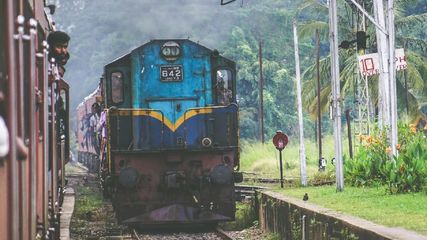 ബാംഗ്ലൂർ യാത്രയ്ക്ക് എറണാകുളം -ബെംഗളുരു ഇന്‍റർസിറ്റി, പത്തര മണിക്കൂറിൽ സ്ഥലത്തെത്തും!