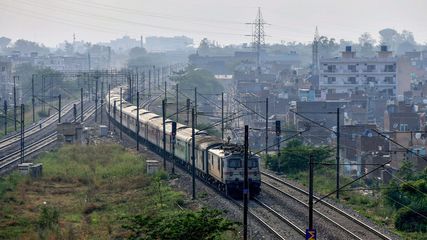 കന്യാകുമാരി- ബെംഗളൂരു എക്സ്പ്രസ് സമയം മാറി; ഒക്ടോബർ 1 മുതൽ 20 മിനിറ്റ് വൈകും, പുതിയ സമയക്രമം ഇങ്ങനെ