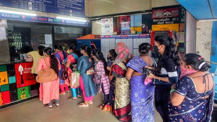 ട്രെയിൻ റിസർവേഷൻ കാലാവധി 60 ദിവസമായി കുറച്ചെങ്കിലും നേട്ടം യാത്രക്കാർക്ക്.. പണി കിട്ടില്ല, അറിയേണ്ട 5 കാര്യം