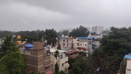 ബെംഗളൂരു കാലാവസ്ഥ: രാവിലെ മഴയും മൂടൽമഞ്ഞും, താപനില താഴ്ന്നു.. വരുംദിവസങ്ങളിൽ പ്രതീക്ഷിക്കുന്നത്...