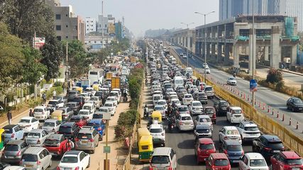 ബെംഗളൂരു യാത്ര: റോഡ്, മെട്രോ പണികൾ, നഗരത്തിൽ ഗതാഗത തടസ്സം നേരിടും, മുന്നറിയിപ്പ്