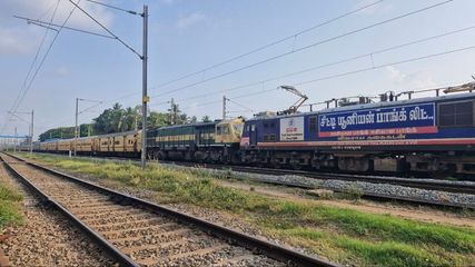 എറണാകുളം- ബെംഗളൂരു എക്സ്പ്രസ് 15 വരെ വഴിമാറി ഓടുന്നു.. കോയമ്പത്തൂർ പോകില്ല, പകരം ഈ സ്റ്റോപ്പ്, മാറ്റം