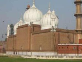 ఆలీఘర్ - విద్యా సంస్థల నిలయం !