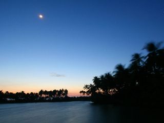 కొల్లం పర్యాటక ప్రదేశాలు 