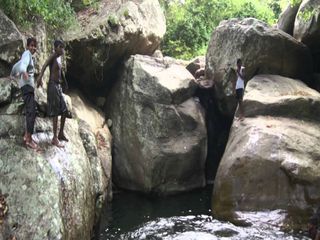 తెలంగాణ గ్రీన్ వ్యాలీ లో అరుదైన జలపాతం !!