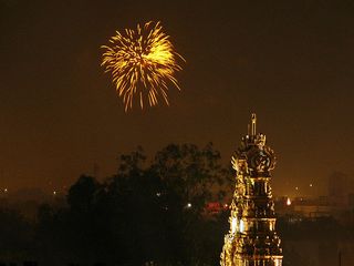 దీపావళి జరుపుకొనే ప్రదేశాలు !!