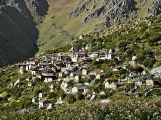 ఆంజనేయ స్వామిని ద్వేషించే ఊరు !