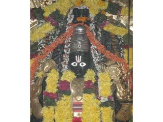 బ్రహ్మ ప్రతిష్టించిన మహావిష్ణువు -  శ్రీకాకుళాంధ్ర మహావిష్ణు ఆలయం ! 