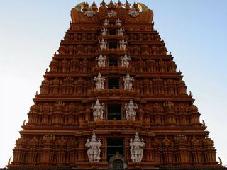 అక్కడి మట్టి దివ్య ఔషధంతో సమానం !