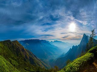 థేని - గాలిలో సుగుంధ ద్రవ్యాల సువాసనలు !