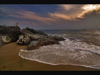 'కన్యత్వ బీచ్' చూసొద్దామా !!