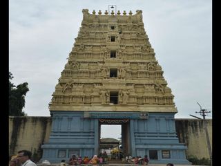 తెలంగాణ - కరీంనగర్ లో గల ప్రముఖ కోటలు మరియు దేవాలయాలు