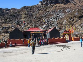 గాంగ్ టక్ లో సందర్శించదగిన ప్రసిద్ధ ప్రదేశాలు