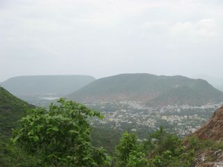 వైజాగ్ నుండి సింహాచలం వెళ్ళే మార్గమధ్యంలో చూడవలసిన ప్రదేశాలు 