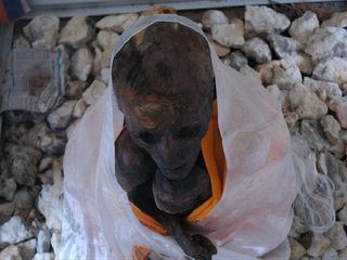 ఆలయాల రహస్యం ... అంతా గప్చుప్