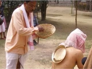 ఆ ఊరంతా చేతబడి చేసేవాళ్ళే - క్షుద్రమాంత్రికులు మటుకే ఉండే ఊరు !