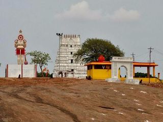 పరమేశ్వరుడు నూటొక్క శివలింగముల రూపములో దర్శనమిచ్చే ఆలయం ఎక్కడుందో మీకు తెలుసా ?