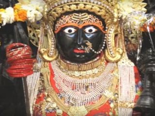 బీహార్ లో 400సం క్రితం నిర్మించిన రాజరాజేశ్వరి బాలాత్రిపుర సుందరీ దేవి దేవాలయం