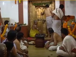 సంవత్సరానికి ఒక్కసారి మాత్రమే తెరిచే మహిమాన్వితమైన దేవాలయం : హాసనాంభ