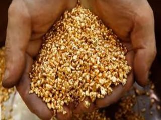 బంగారు నది - ఈ నదిలో ఇసుకతోపాటు బంగారం దొరుకుతుంది