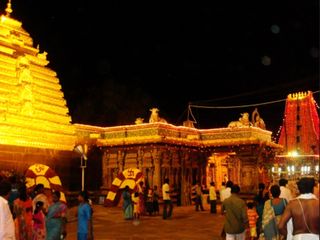 శ్రీశైలంలోని అద్భుతాన్ని చూడండి కార్తీక మాసంలో...