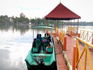 'జీడిపప్పుల నగరం' చూసొద్దామా ..!