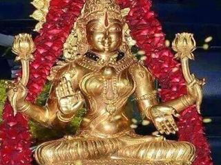 శ్రీపురం స్వర్ణ దేవాలయం కట్టడం వెనుక ఉన్న ఆ అద్భుత శక్తి ఎవరో తెలుసా?