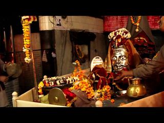 భక్తుడి కోసం ప్రవేశద్వారం దిశ మార్చకున్న శివుడి దేవాలయం ఇదే