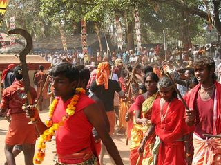 ఈ పుణ్యక్షేత్రంలో అమ్మవారిని ఎలా తిడుతారో తెలుసా
