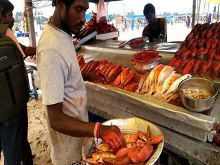 కొత్తు పరాట, పీతల వేపుడు, పొంగల్ ఇవన్నీ ఇక్కడ చూస్తే మరెక్కడా..