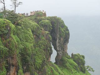 త్రిమూర్తులను సరస్వతి దేవి శపించిన పుణ్యక్షేత్రం చూశారా?