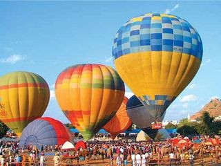  లైఫ్ లో ఒక్కసారైనా అరకు లోయ అందాలు+ బెలూన్ ఫెస్టివల్ చూడాల్సిందే.. 