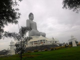 వైభవోపేతమైన చరిత్రకు సాక్ష్యం అమరావతి, ఇక్కడ ప్రత్యేక ఆకర్షణలు ఇవే..