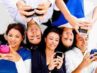 ఒక గ్రూప్ గా విహారయాత్రకు వెళ్లడం వల్ల కలిగే ప్రయోజనం మీకు తెలుసా?